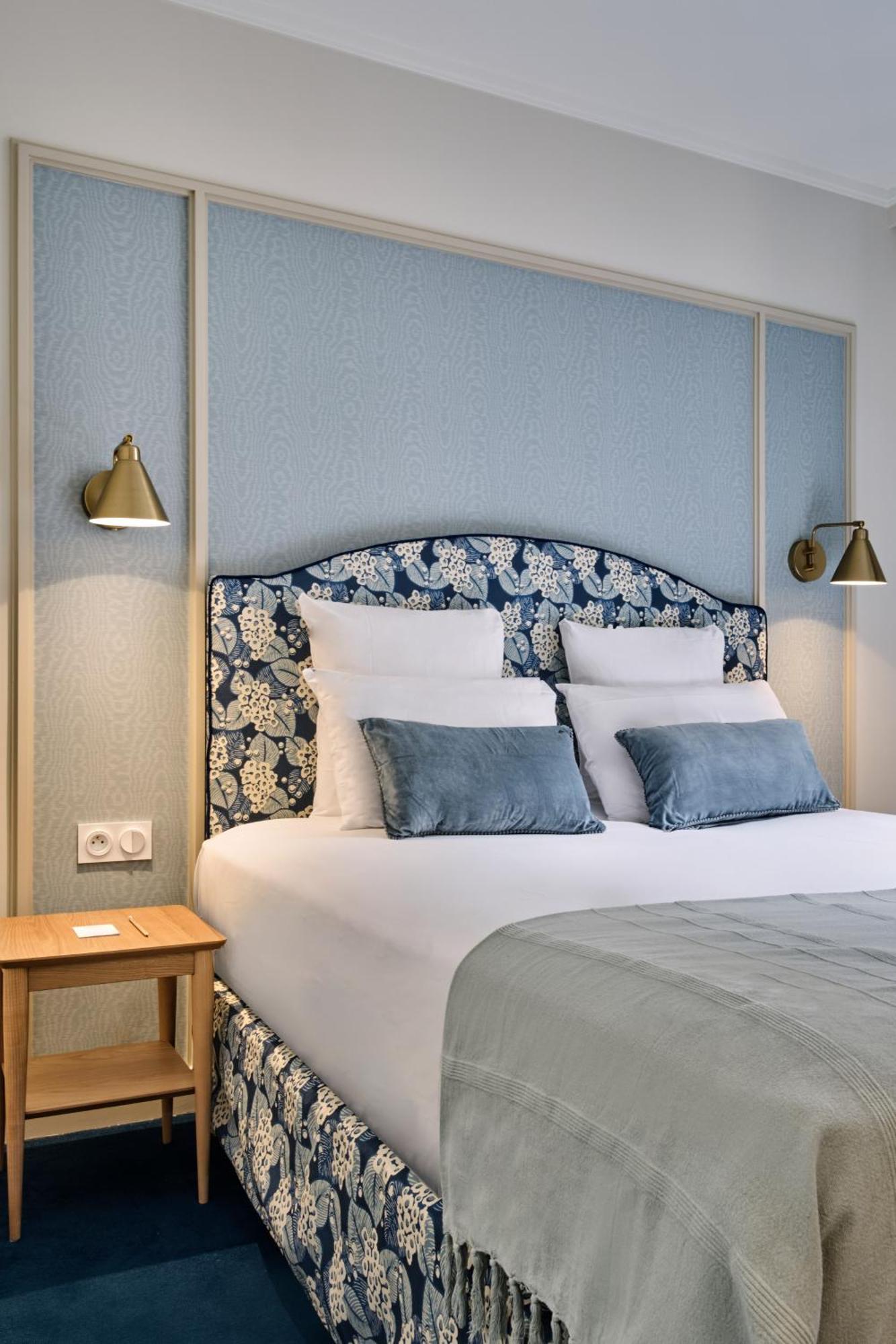 פריז Hotel Etoile Saint Ferdinand By Happyculture מראה חיצוני תמונה